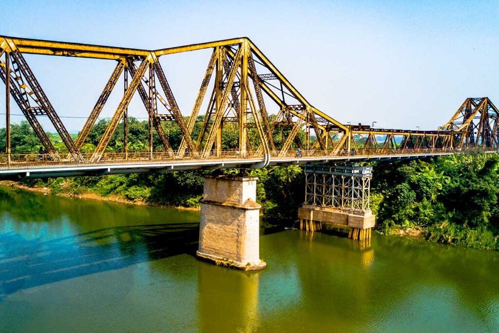 Long Bien Brücke